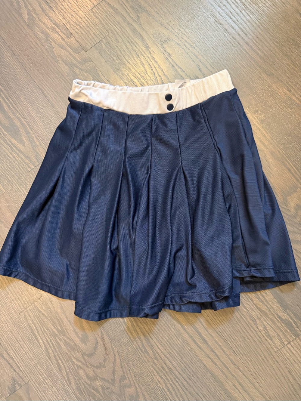 WeWoreWhat Navy Pleated Mini Tennis Skirt with White Waistband & built in shorts